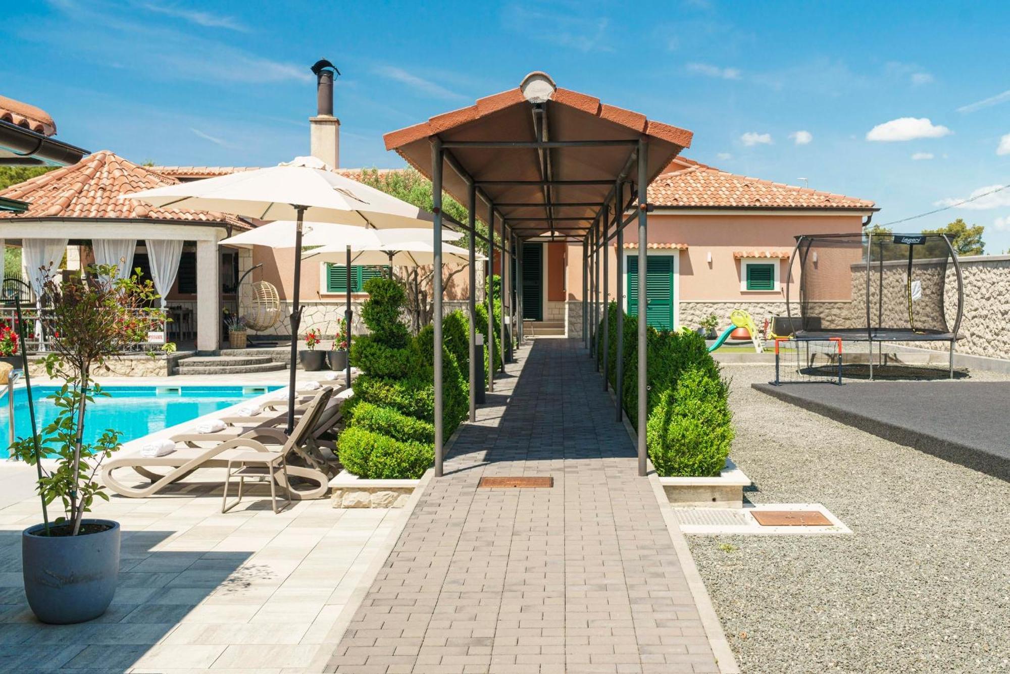 Apartments Antonia Šibenik Екстериор снимка